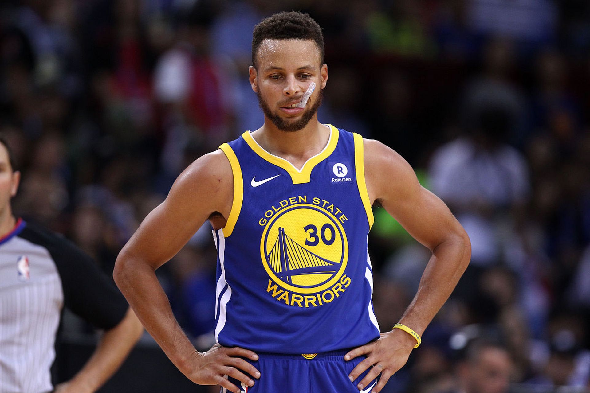 接俱乐部与 接俱乐部与